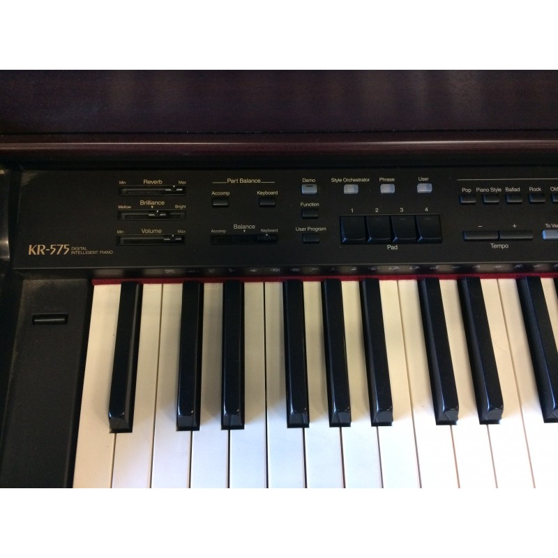 Piano Electronique ROLAND KR 575 Troc 3000 Fréjus